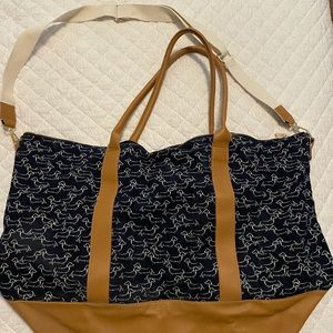 Dachshund duffle bag